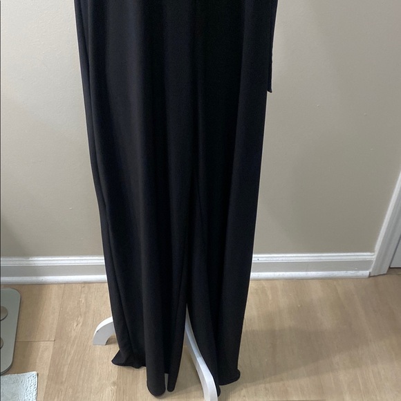 SET:Soft and silky WHBM Black Jumpsuit with Wide Legs - Picture 4 of 5